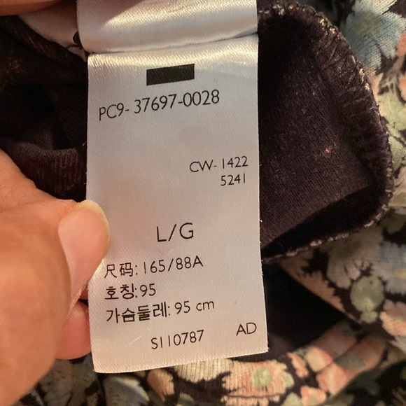 Levi's Baby Doll Tee L Floral Logo Left Corner Short Sleeve Cotton Wash Machine - Picture 10 of 11